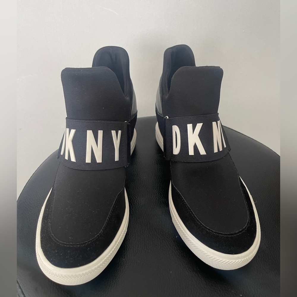 DKNY hidden wedge slip on sneakers size 5.5 women